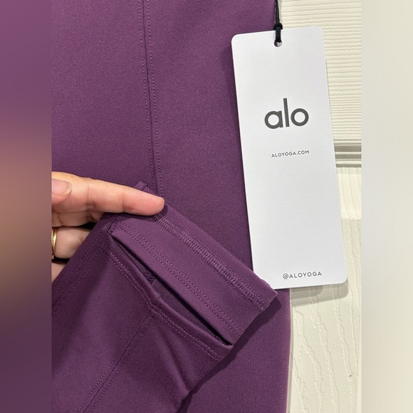 Alo Yog Women's Small Airbrush High-Waist Enso Legging Dark Plum NWT Seam Detail - Picture 6 of 10